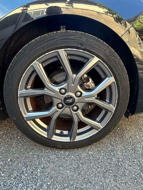 Ford Fiesta Fiesta 1.0 Ecoboost Hybrid 125 CV 5 porte ST-Line