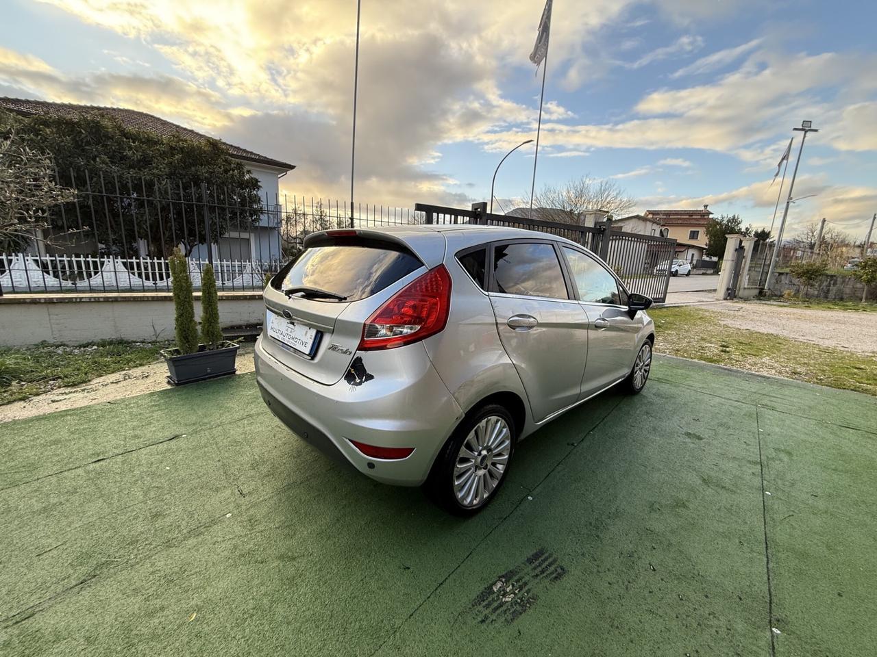 FORD FIESTA 1.2 BENZINA OK NEOPATENTATI
