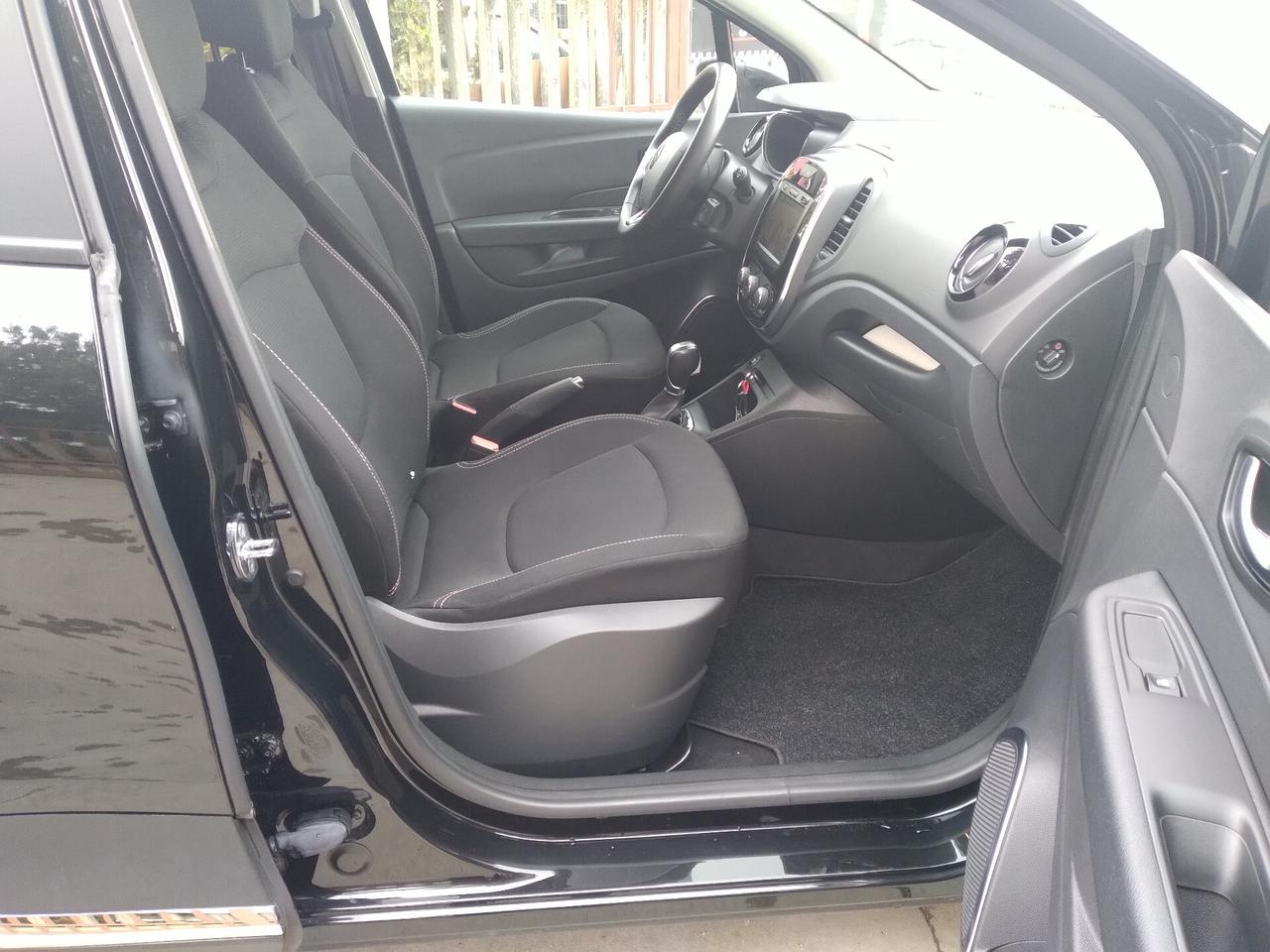 Renault Captur dCi 8V 90 CV EDC Sport Edition