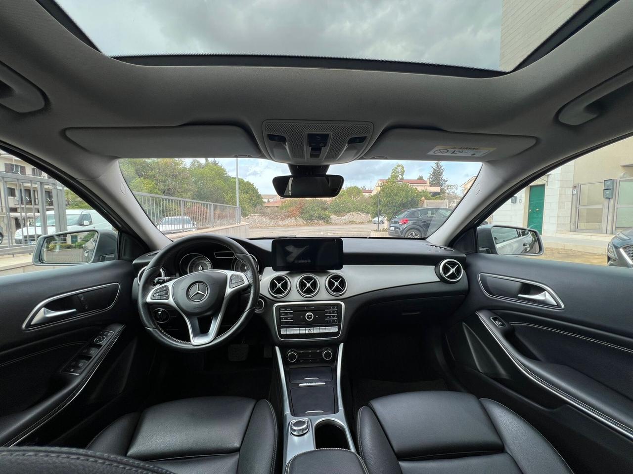 Mercedes-benz GLA 200 GLA 200 d Premium