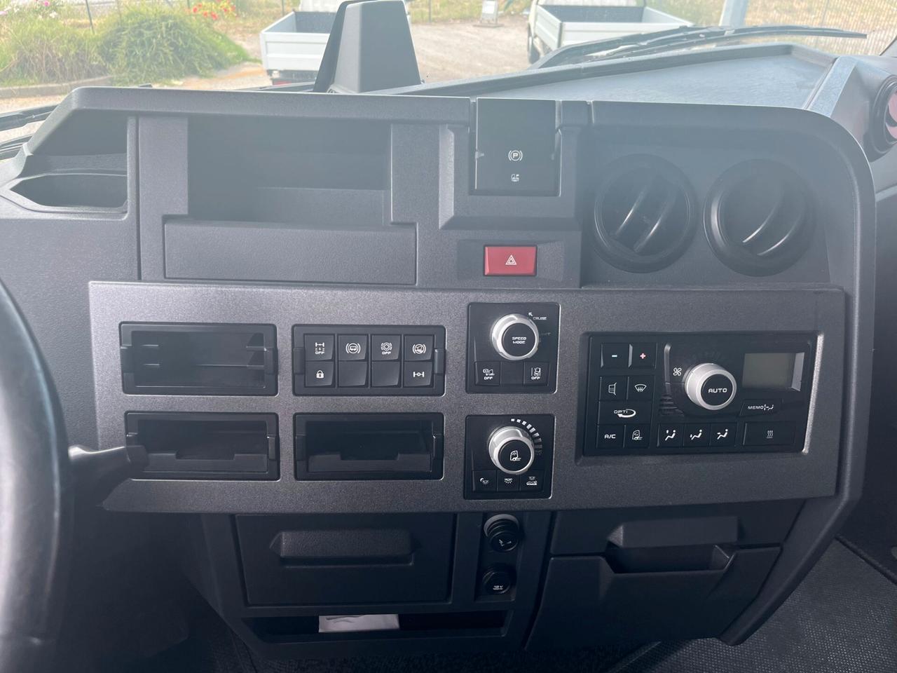Renault 520 T RIF.4735