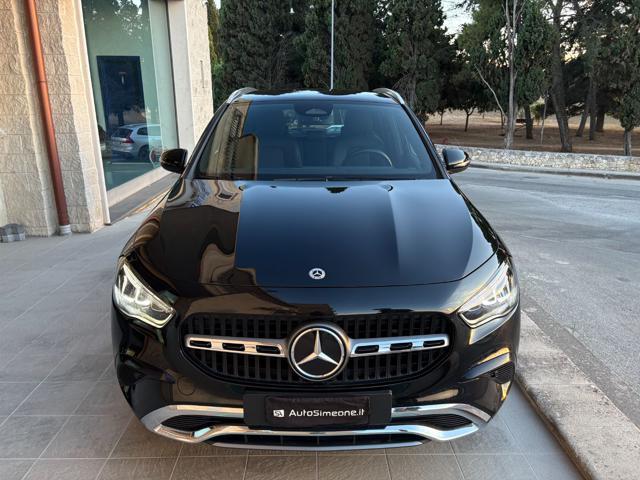 MERCEDES-BENZ GLA 200 d Automatic Business Extra