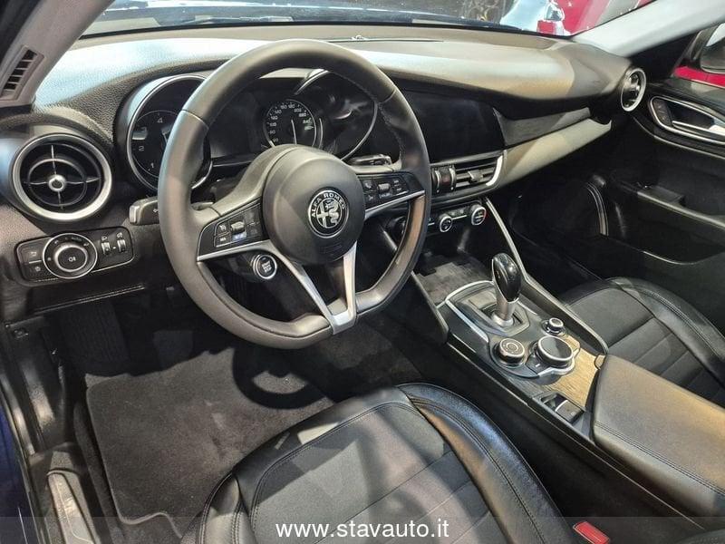 Alfa Romeo Giulia SUPER 2.2T