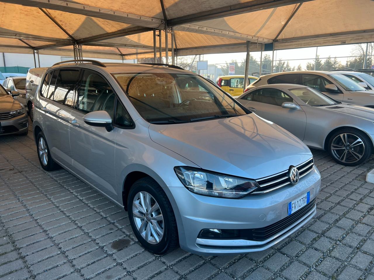 Volkswagen Touran 2.0 TDI 150 CV SCR DSG Business BlueMotion Technology