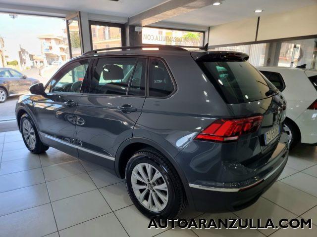 VOLKSWAGEN Tiguan NEW 2.0 TDI 150CV SCR DSG Life - Fari a Led