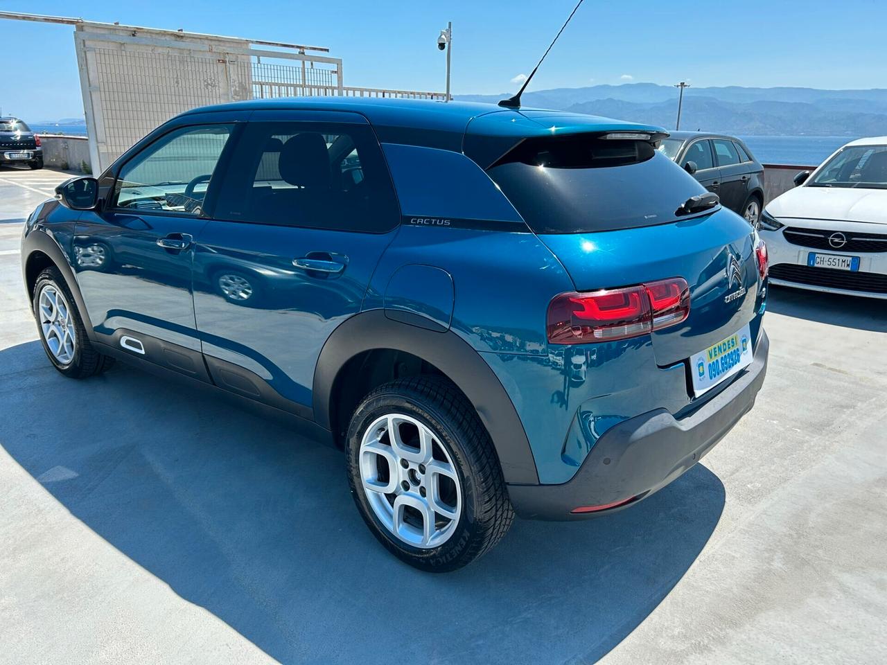 Citroen C4 Cactus BlueHDi 100 S&S Shine Pack