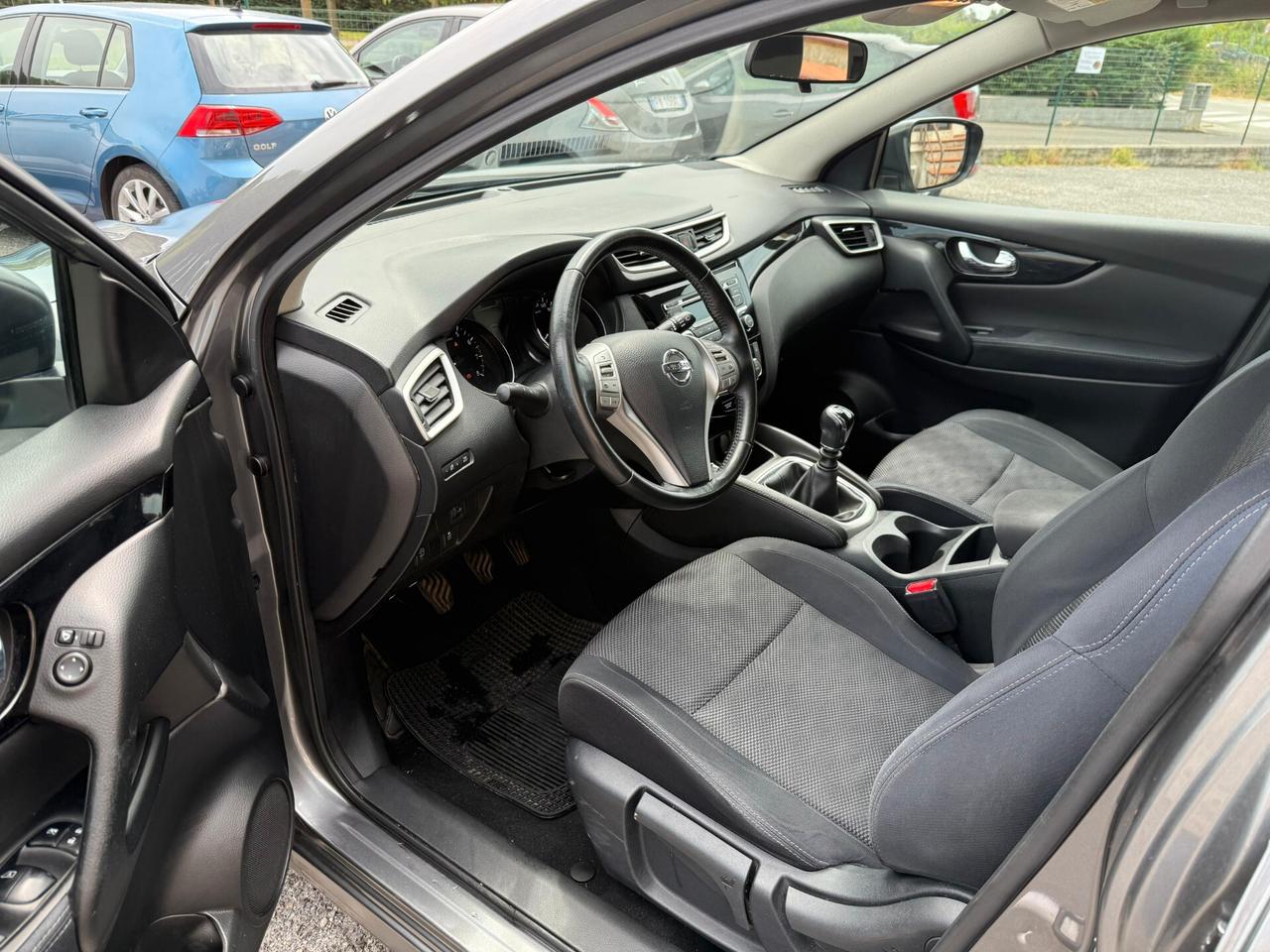 Nissan Qashqai 1.2 DIG-T Business