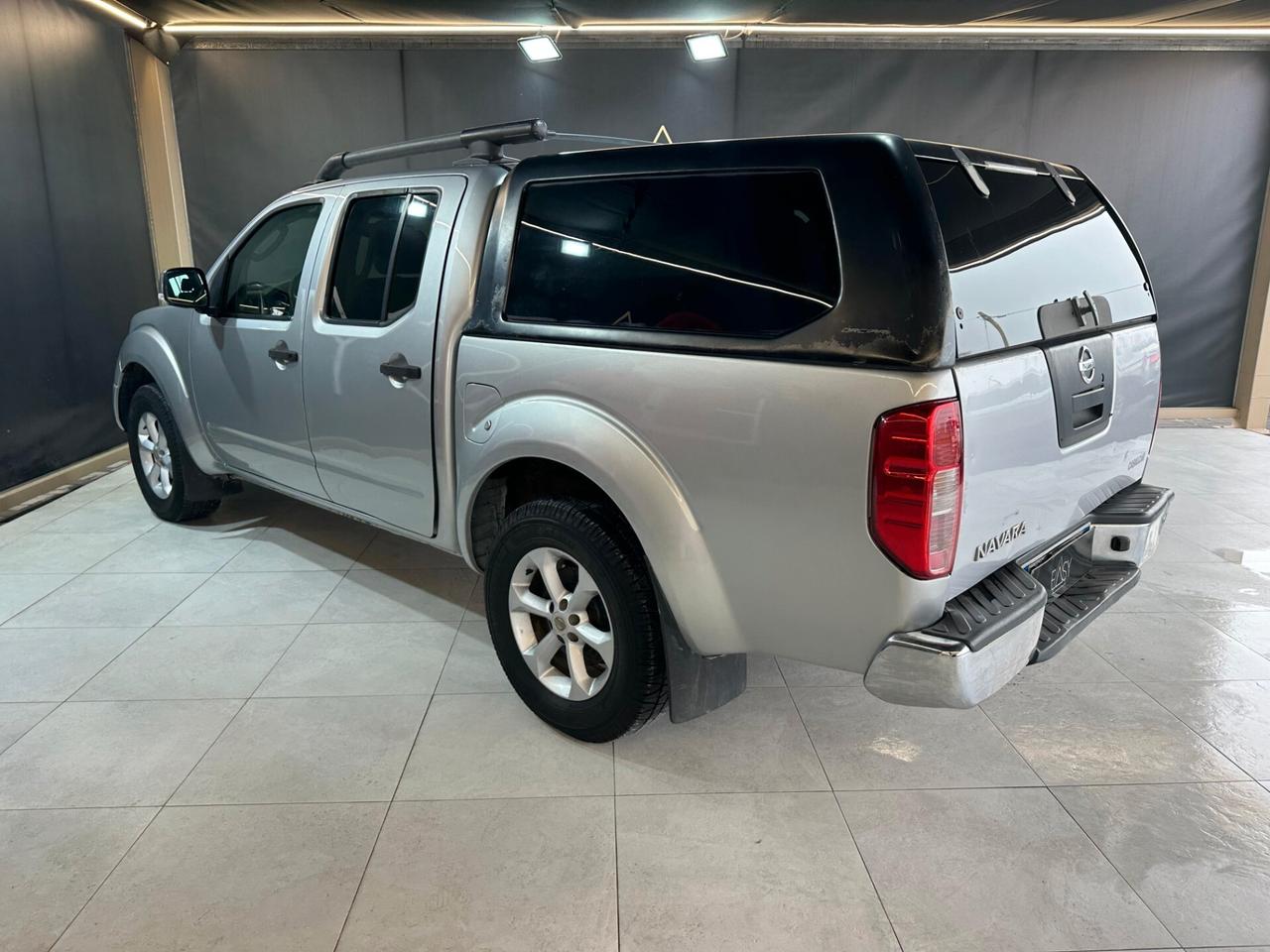 Nissan Navara d.cab 2.5 dci LE 174cv