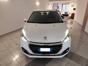 Peugeot 208 1.2 Business 82cv - 2018