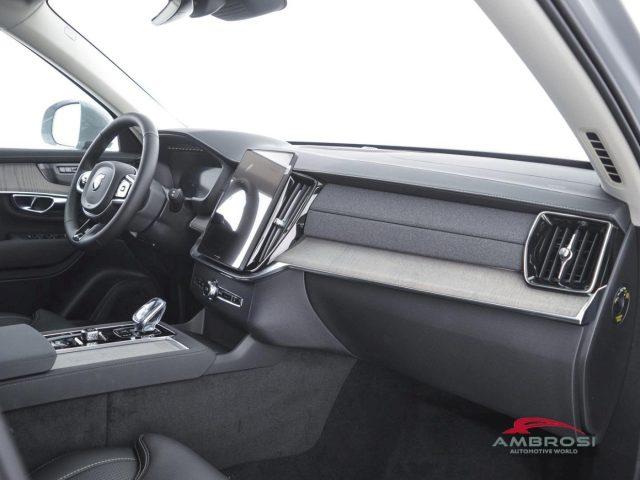 VOLVO XC90 T8 AWD ibrido plug-in Elettrica/Benzina Ultra Dark
