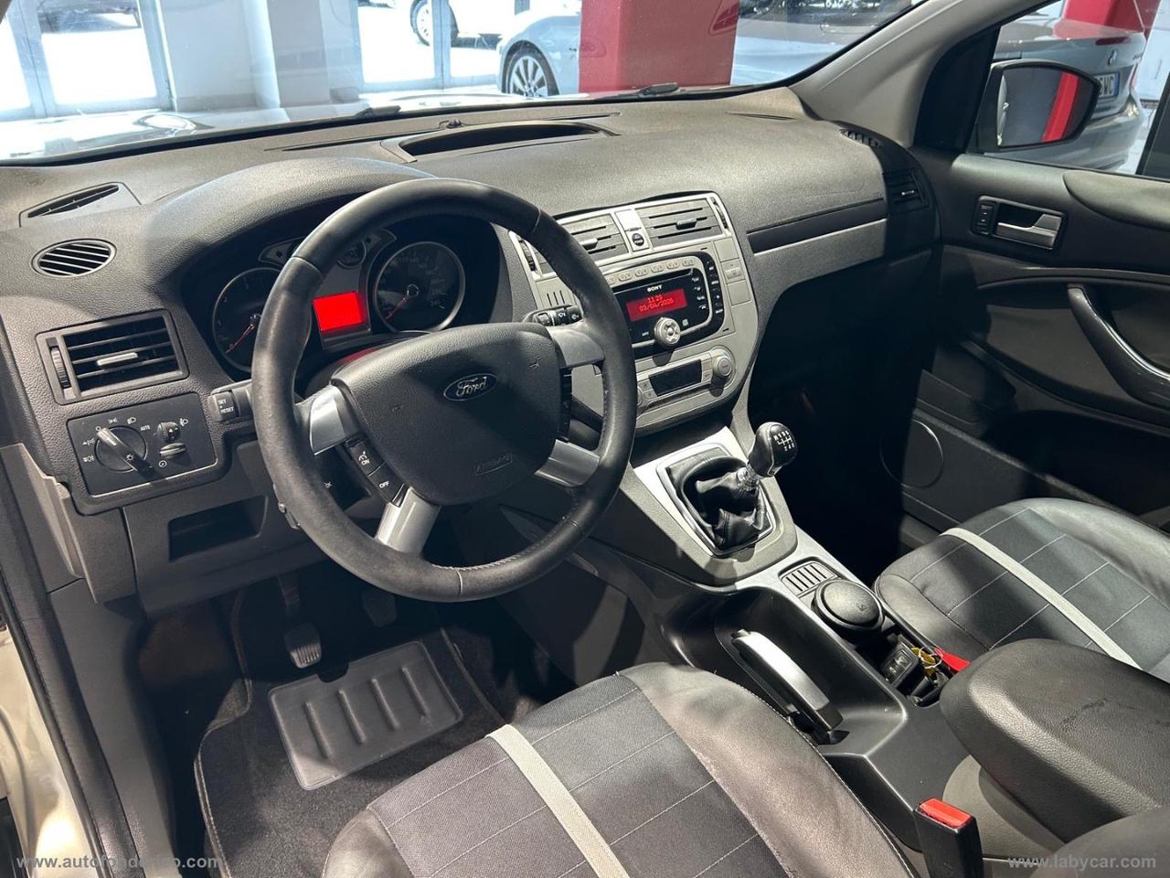 FORD Kuga 2.0 TDCi 136 CV 4WD Titanium