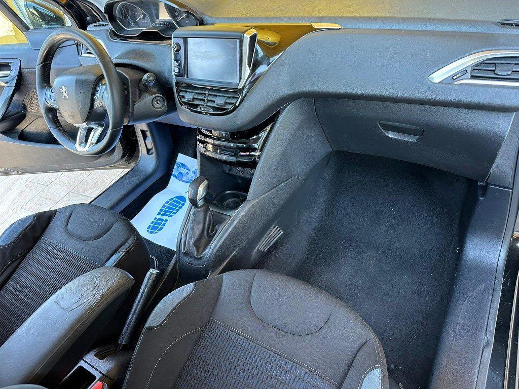 PEUGEOT 208 1.4 8V HDi 68CV 5p. Allure