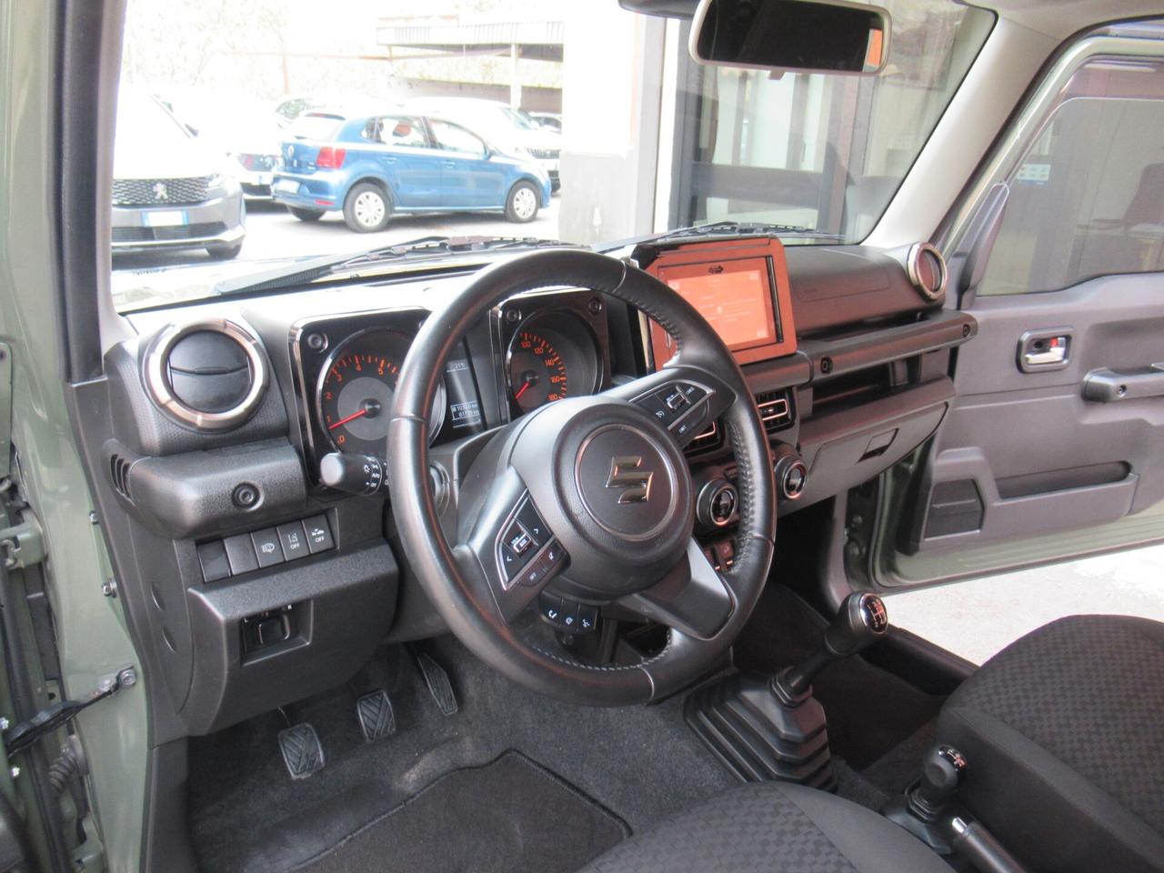Suzuki Jimny 1.5 5MT Top