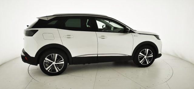 PEUGEOT 3008 Hybrid4 300 e-EAT8 Allure Pack
