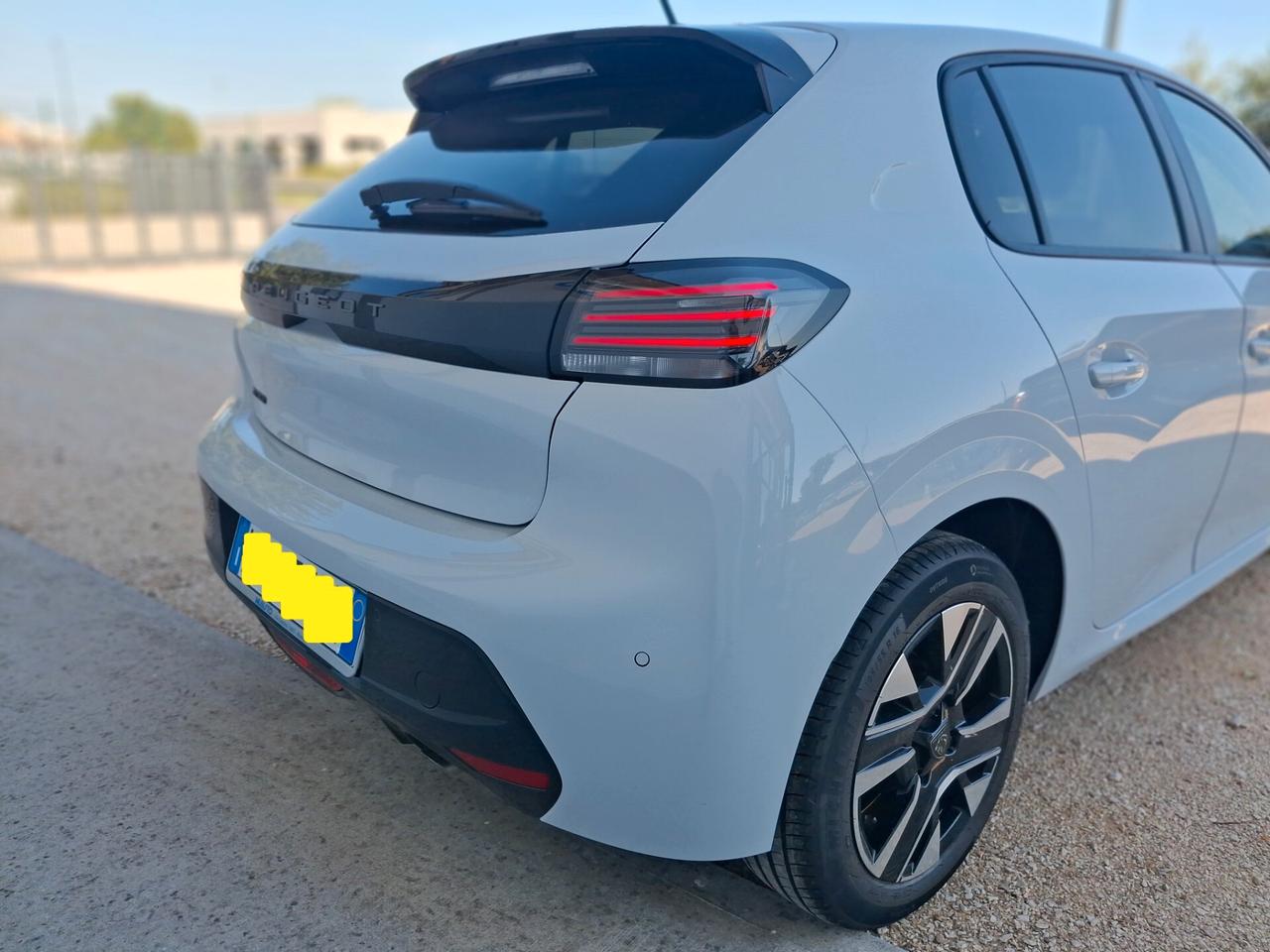 Peugeot 208 208, style