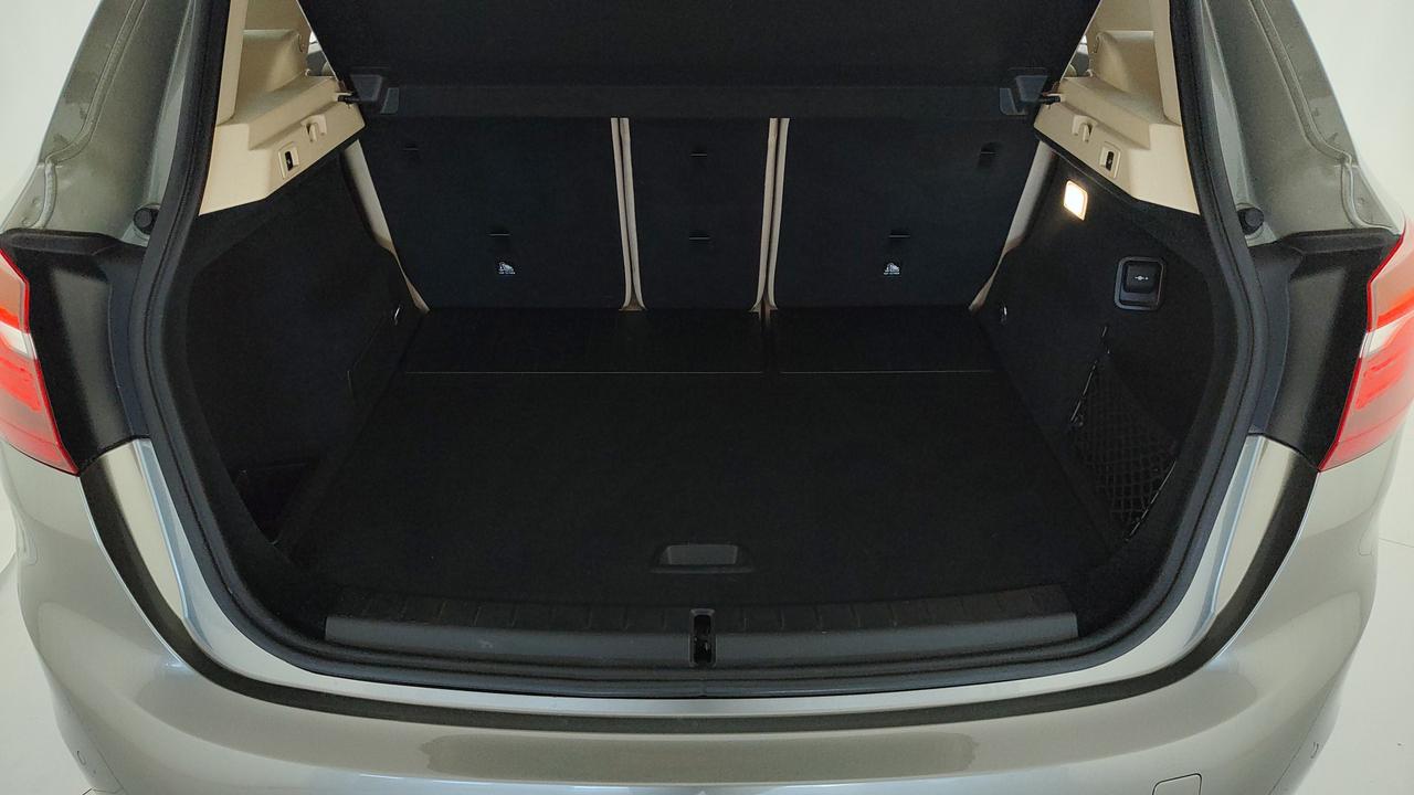 BMW 216d Active Tourer Luxury