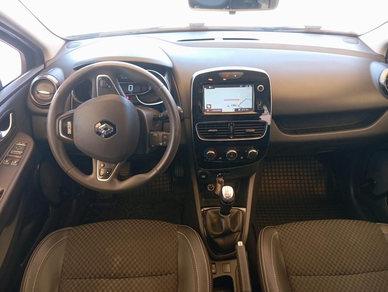 Renault Clio dCi 8V 75 CV 5 porte Moschino Life