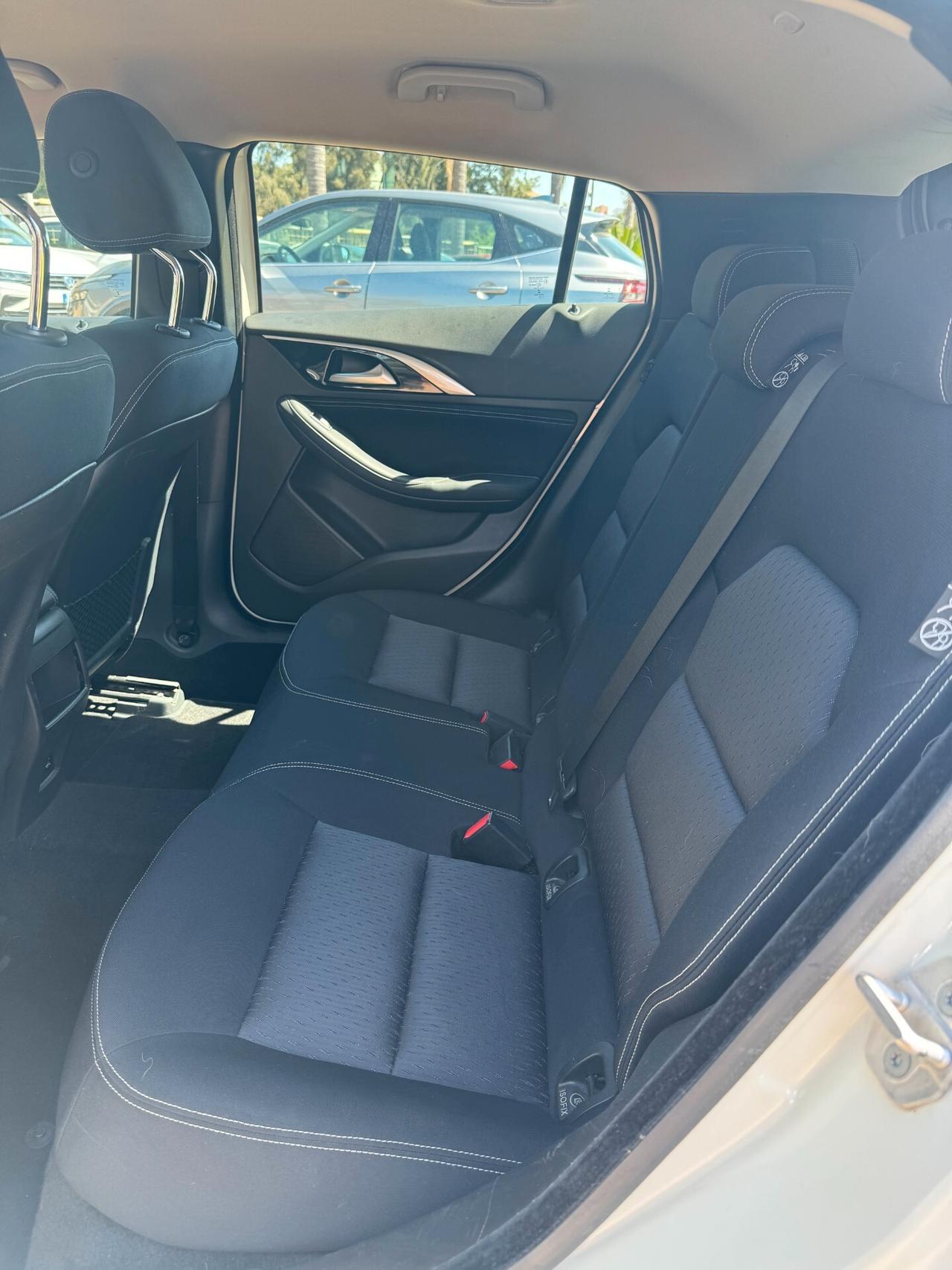 Infiniti Q30 1.5 diesel Business Executive