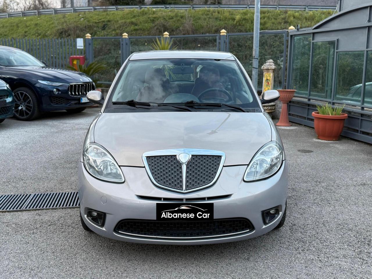 Lancia Ypsilon 1.3 MJT 90 CV Platino