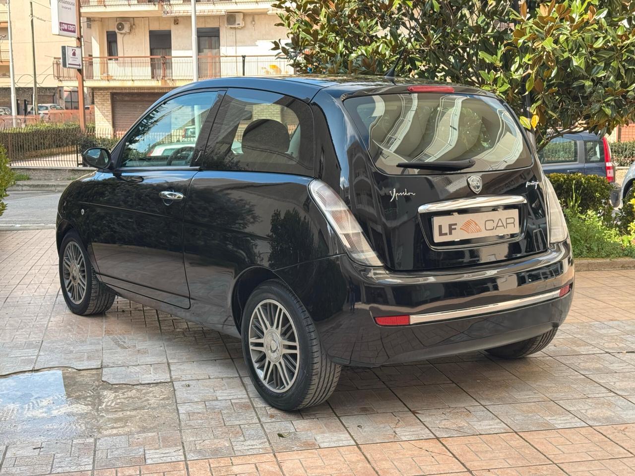 Lancia Ypsilon 1.3 MJT 75 cv