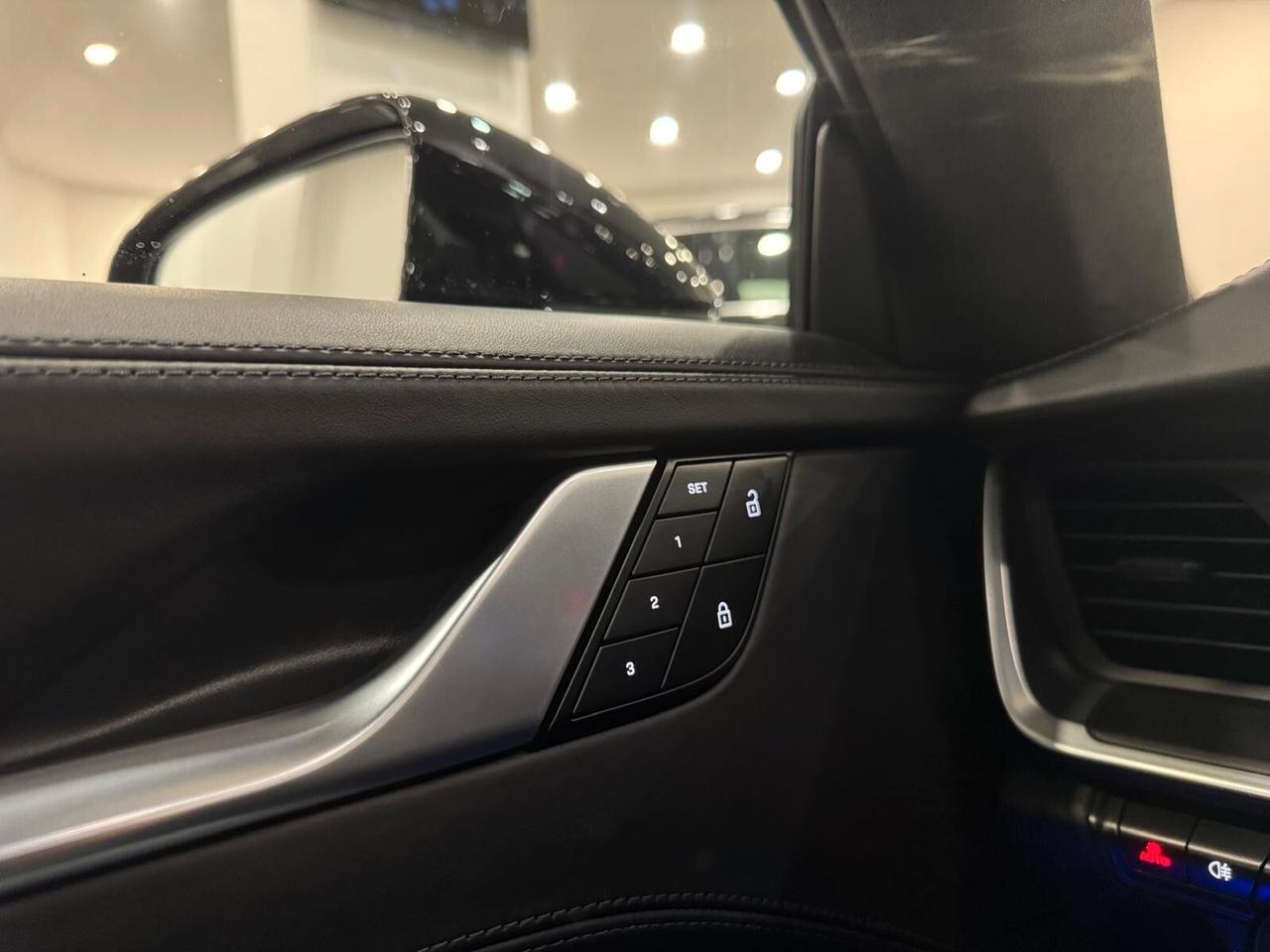 Porsche 911 Carrera 4 GTS