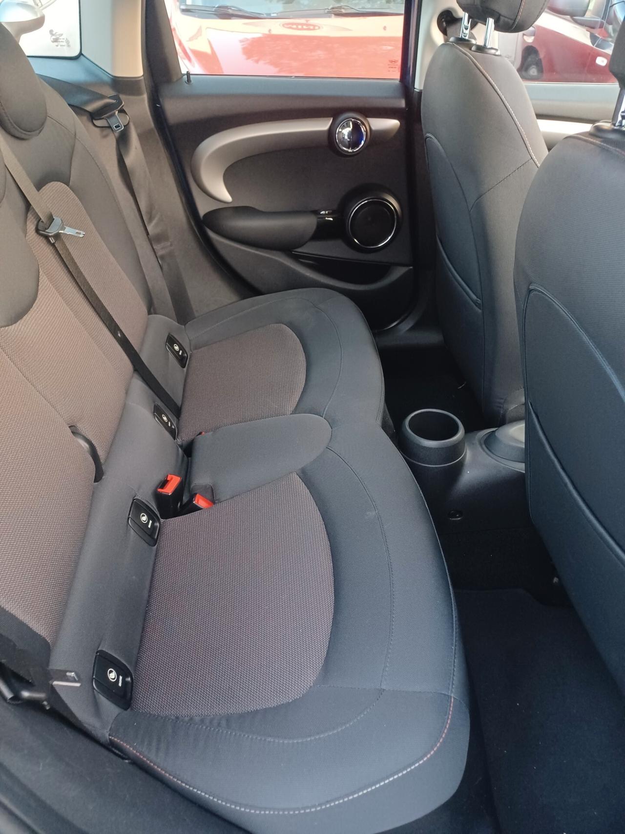 Mini 1.2 Benzina 5 porte Tetto PDC 2015