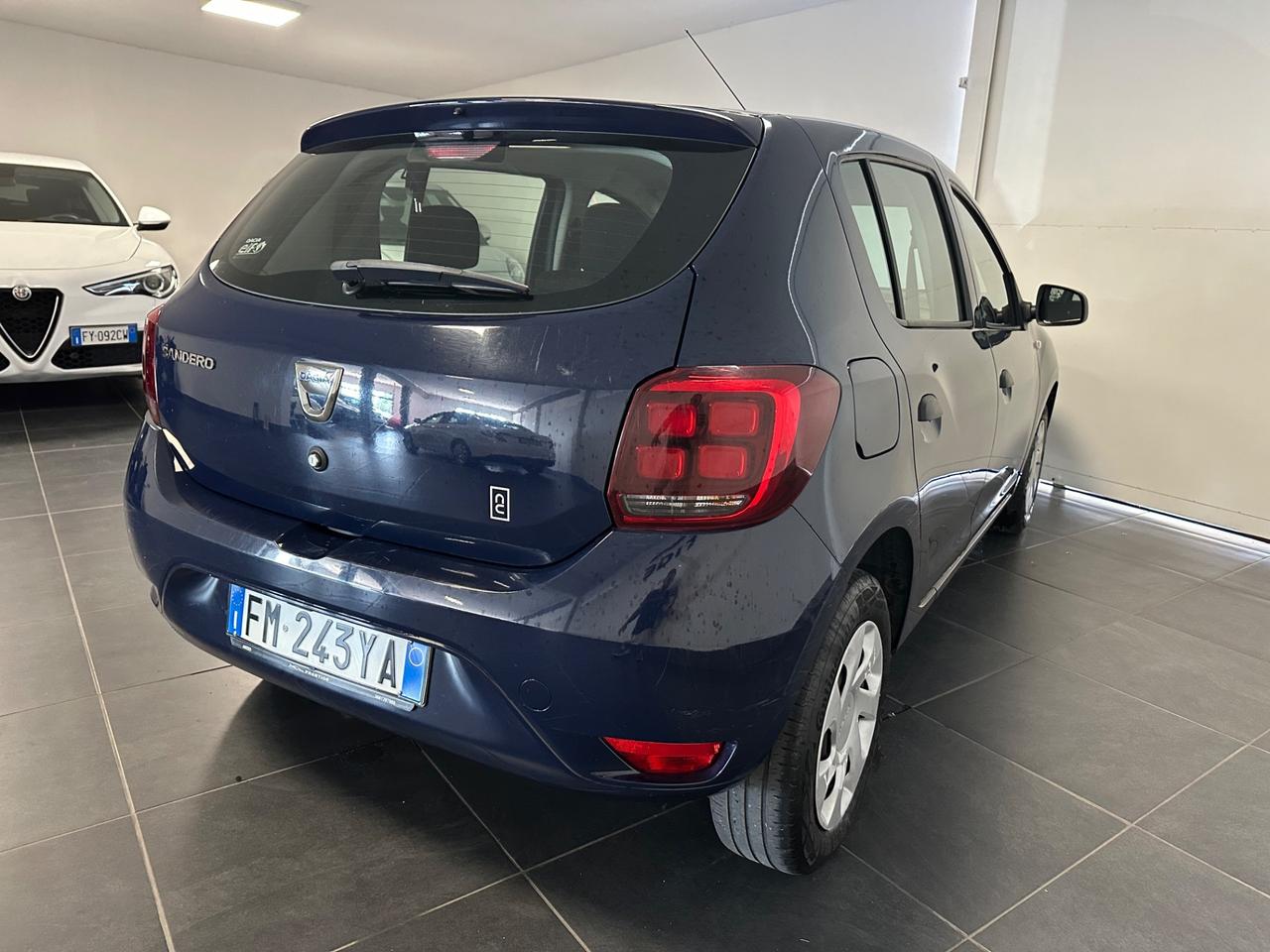 DACIA SANDERO 1.5DCI 75CV NEOPATENTATI PRONTA CONSEGNA
