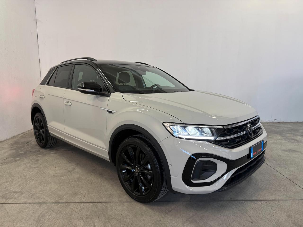 Volkswagen T-Roc 1.0 Tsi R-Line 110cv NEOPATENTATI GARANZIA VW