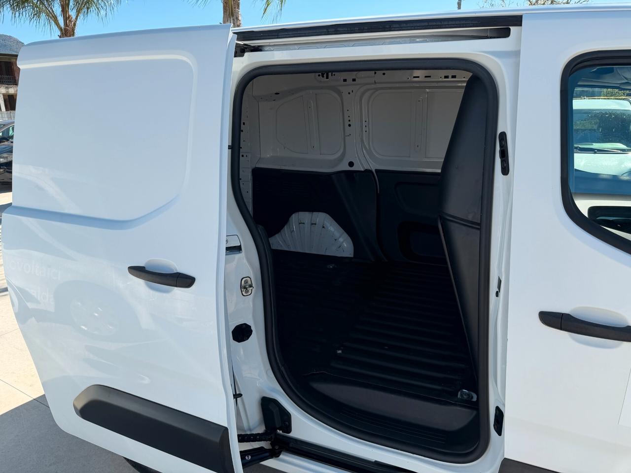OPEL COMBO 12/2020 1.5 DIESEL 102 CV *TAGLIANDATO