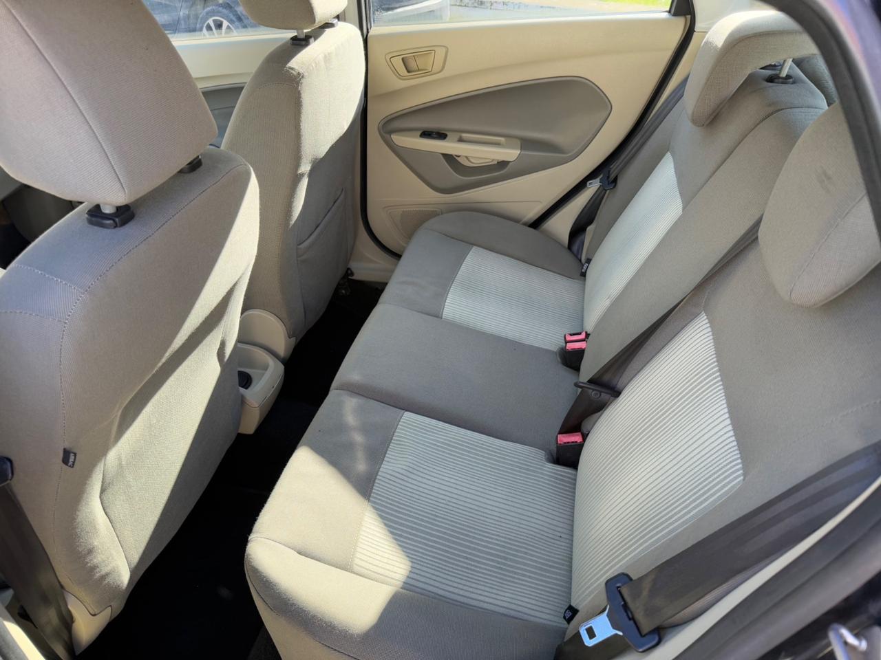 Ford Fiesta 1.4 TDCi 70CV 5p. Business