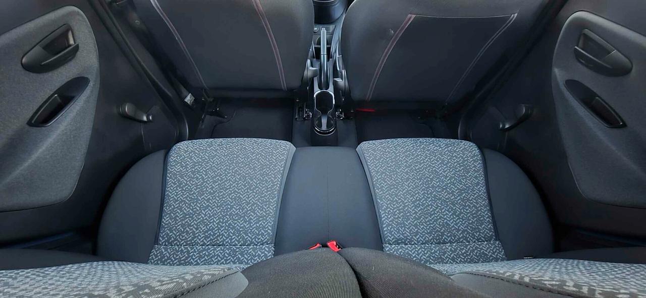 Lancia Ypsilon 1.2 69 CV 5 porte Elefantino Blu km 13732