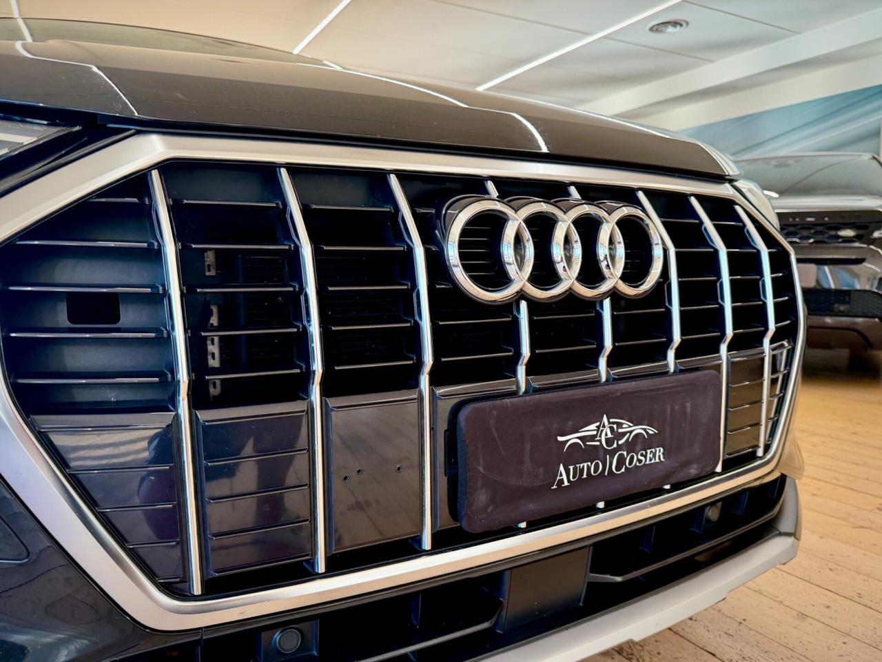 Audi Q3 35 TFSI S-LINE EDITION TOTAL BLACK GANCIOTRAINO