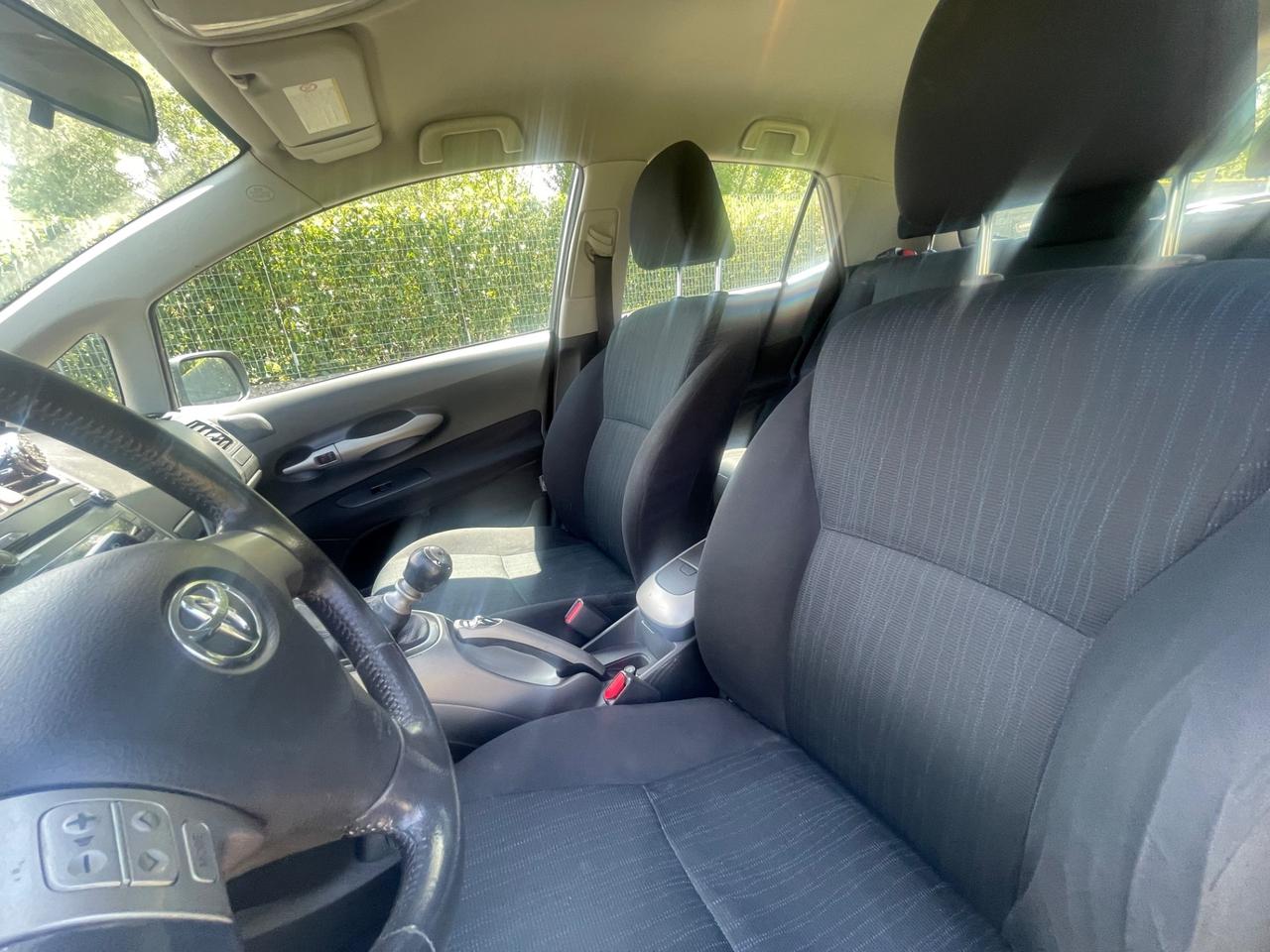 Toyota Auris 2.0 D-4D 5 porte Sol