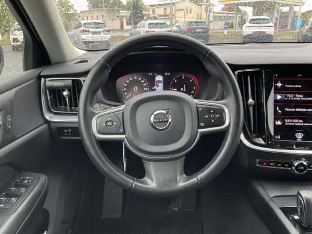 VOLVO V60 B4 (d) Geartronic Momentum Business Pro