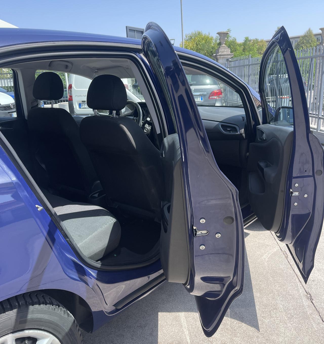 Opel Corsa E 1.200 - 5 porte neopatentati
