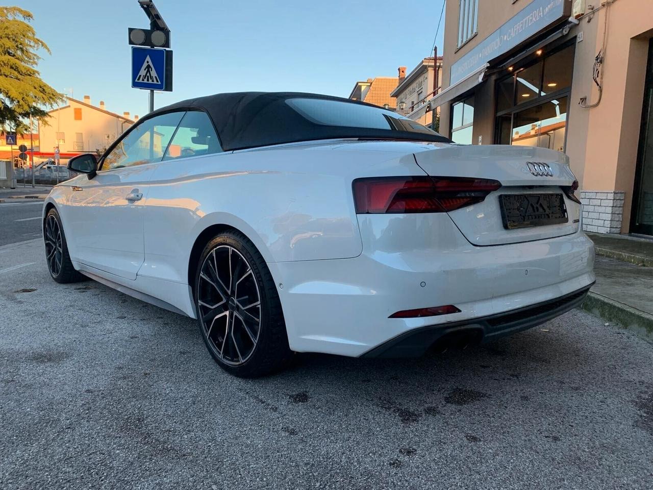 Audi A5 Cabrio 3.0 TDI quattro S-line Full