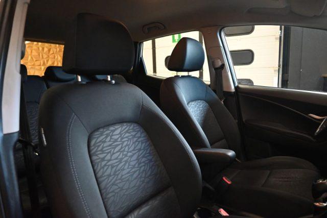 HYUNDAI iX20 1.6 CRDI 115CV COMFORT 6M PDC MP3 16"AUX TEL FULL!