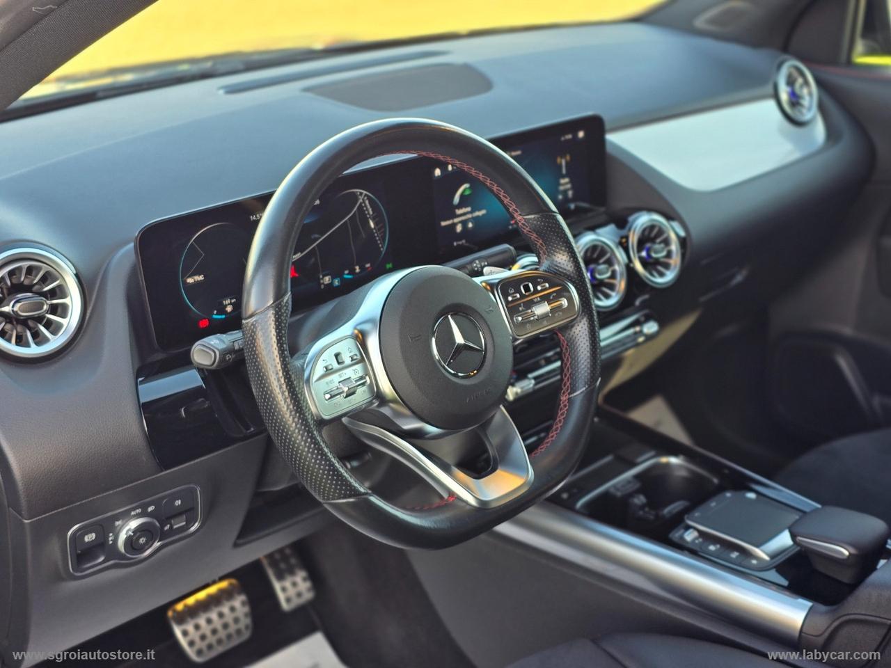 MERCEDES-BENZ GLA 200 d Automatic Premium