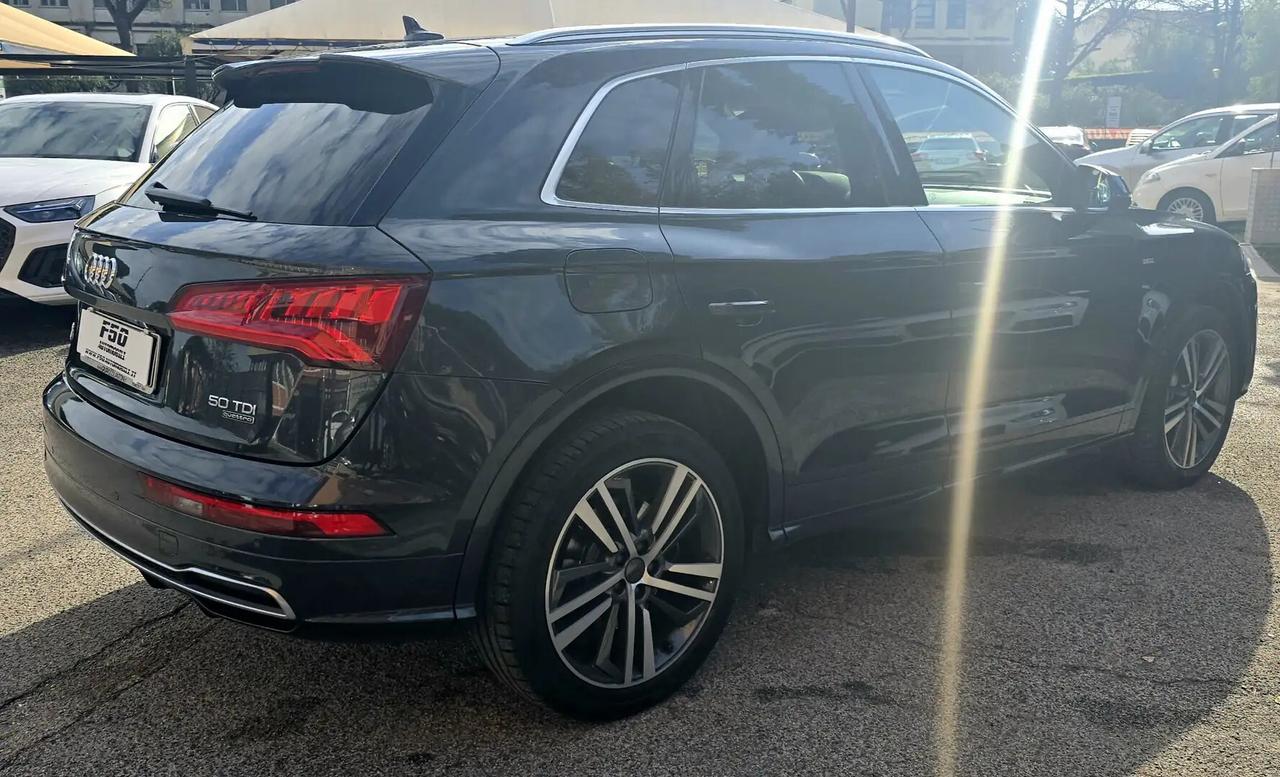 Audi Q5 40 TDI quattro S tronic S line plus