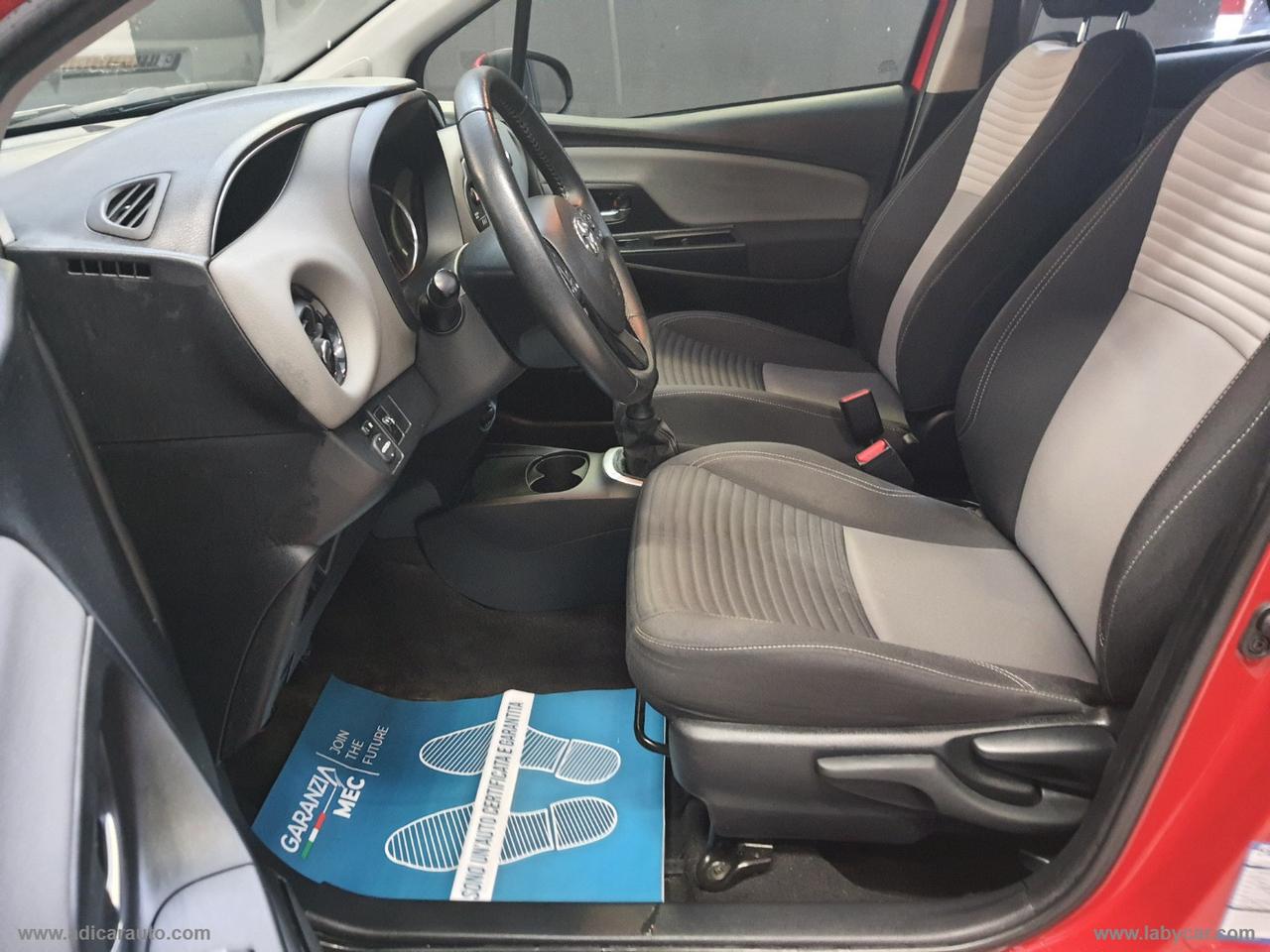 TOYOTA Yaris 1.0 5p.