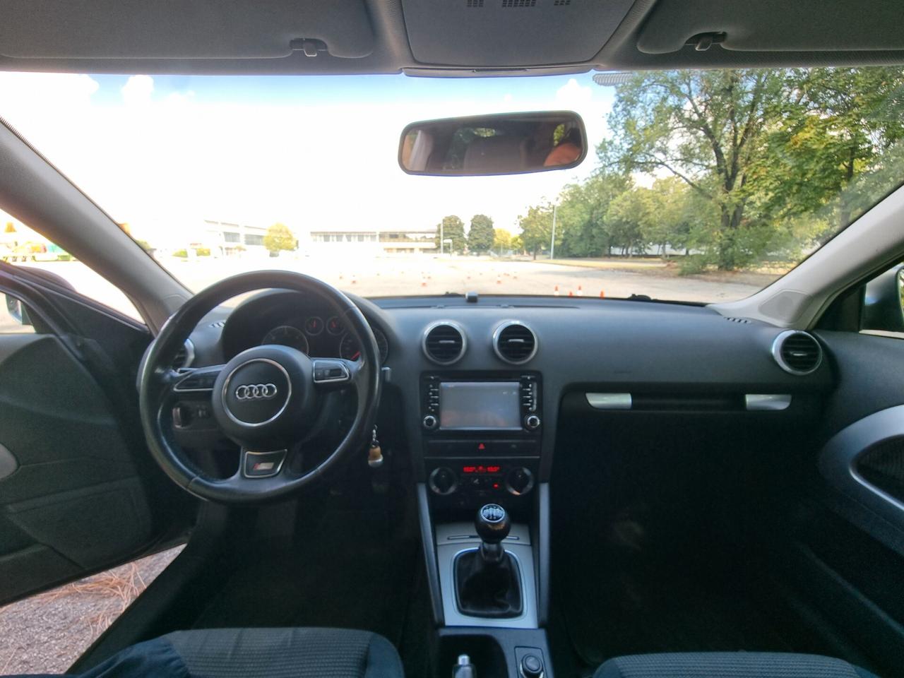 Audi A3 1.9 TDI Attraction S-LINE