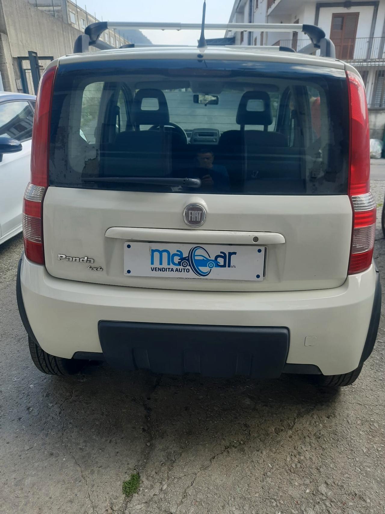 Fiat Panda 1.3 MJT 16V DPF 4x4 Climbing