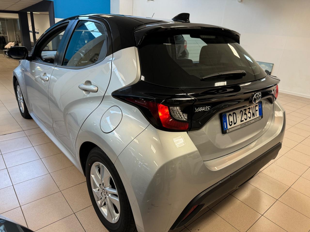 Toyota Yaris 1.5 Hybrid 5 porte Active