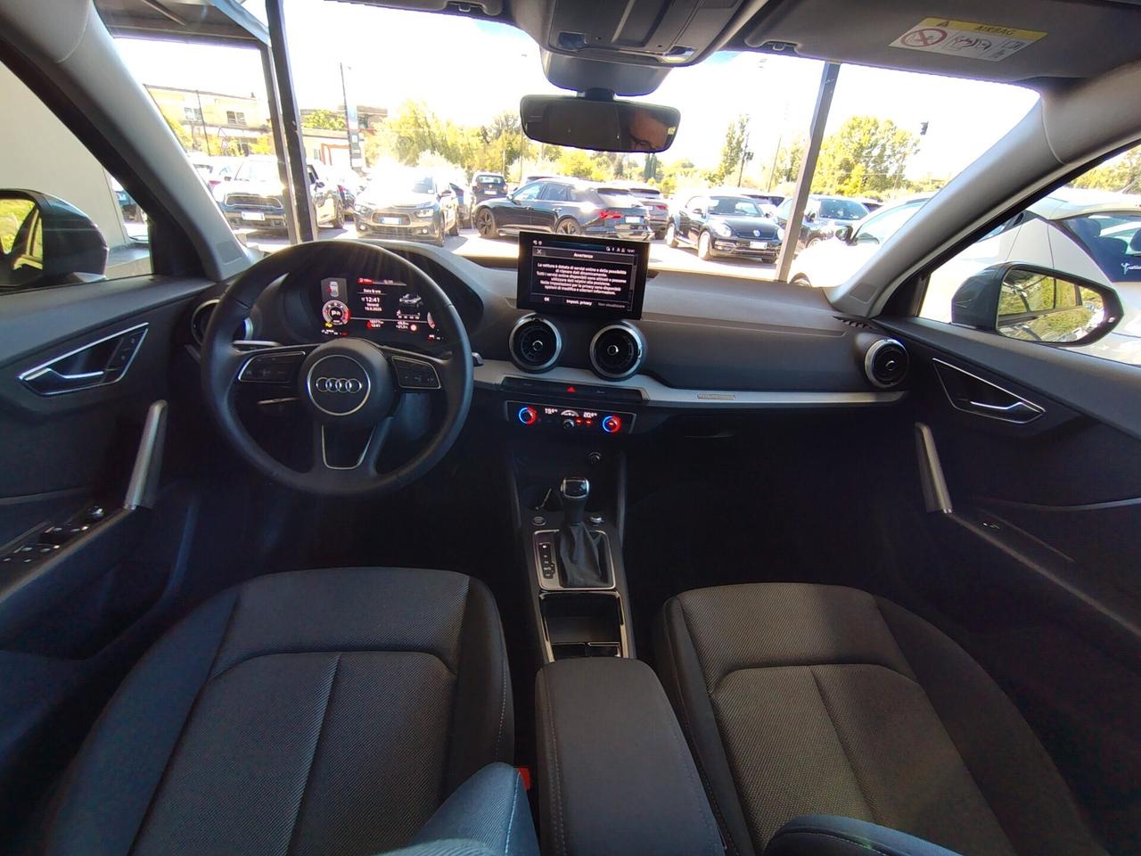 Audi Q2 35 TDI S tronic Identity Black