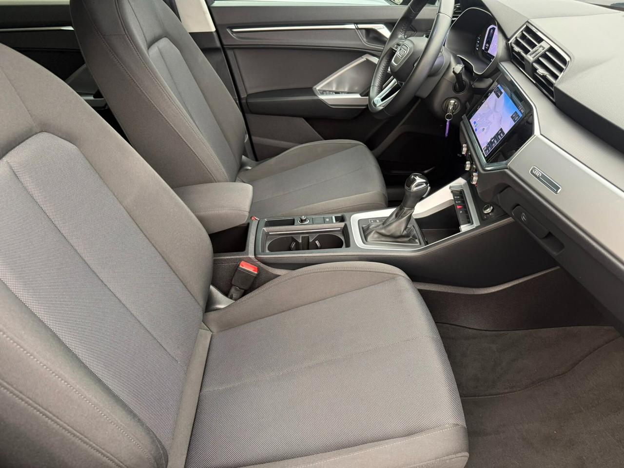 Audi Q3 35 TDI S tronic Business Advanced