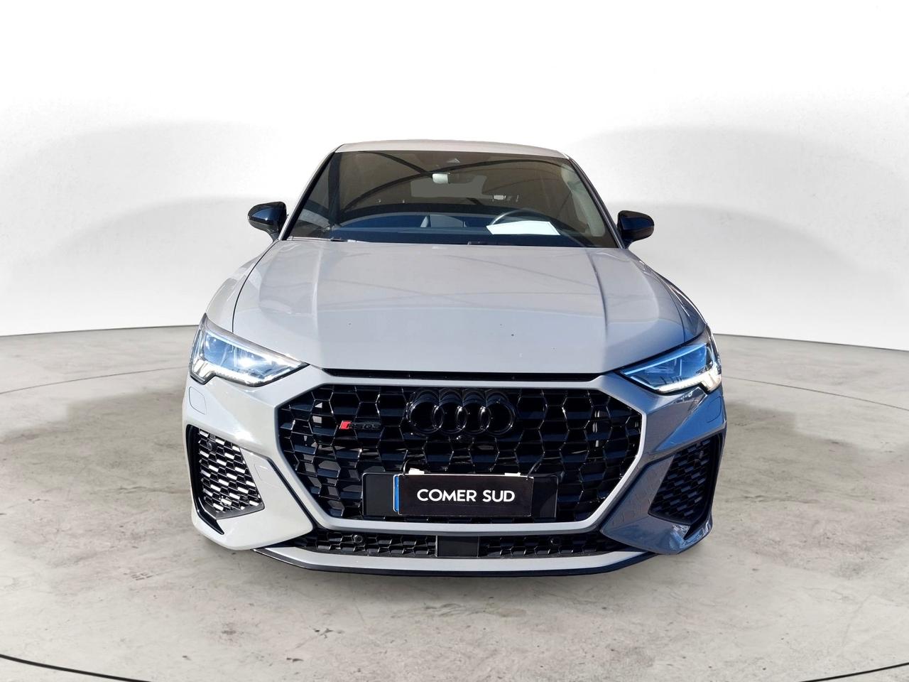 AUDI Q3 2019 Sportback - Q3 Sportback RS 2.5 quattro s-tronic