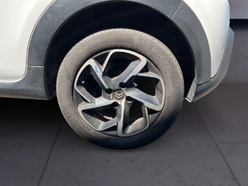 Citroën C3 III 2017 1.2 puretech Shine s&s 83cv my20