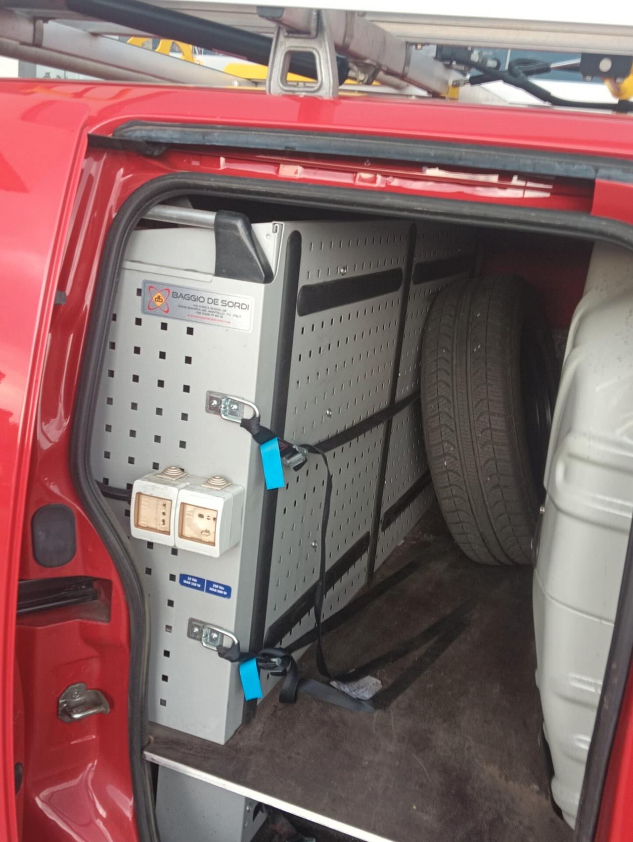 Fiat Fiorino 1.3 MJT 95CV Cargo