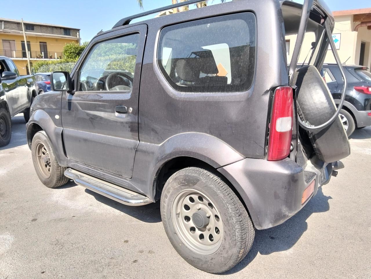 Suzuki Jimny 1.3 4WD Benzina 2016 SINISTRATA