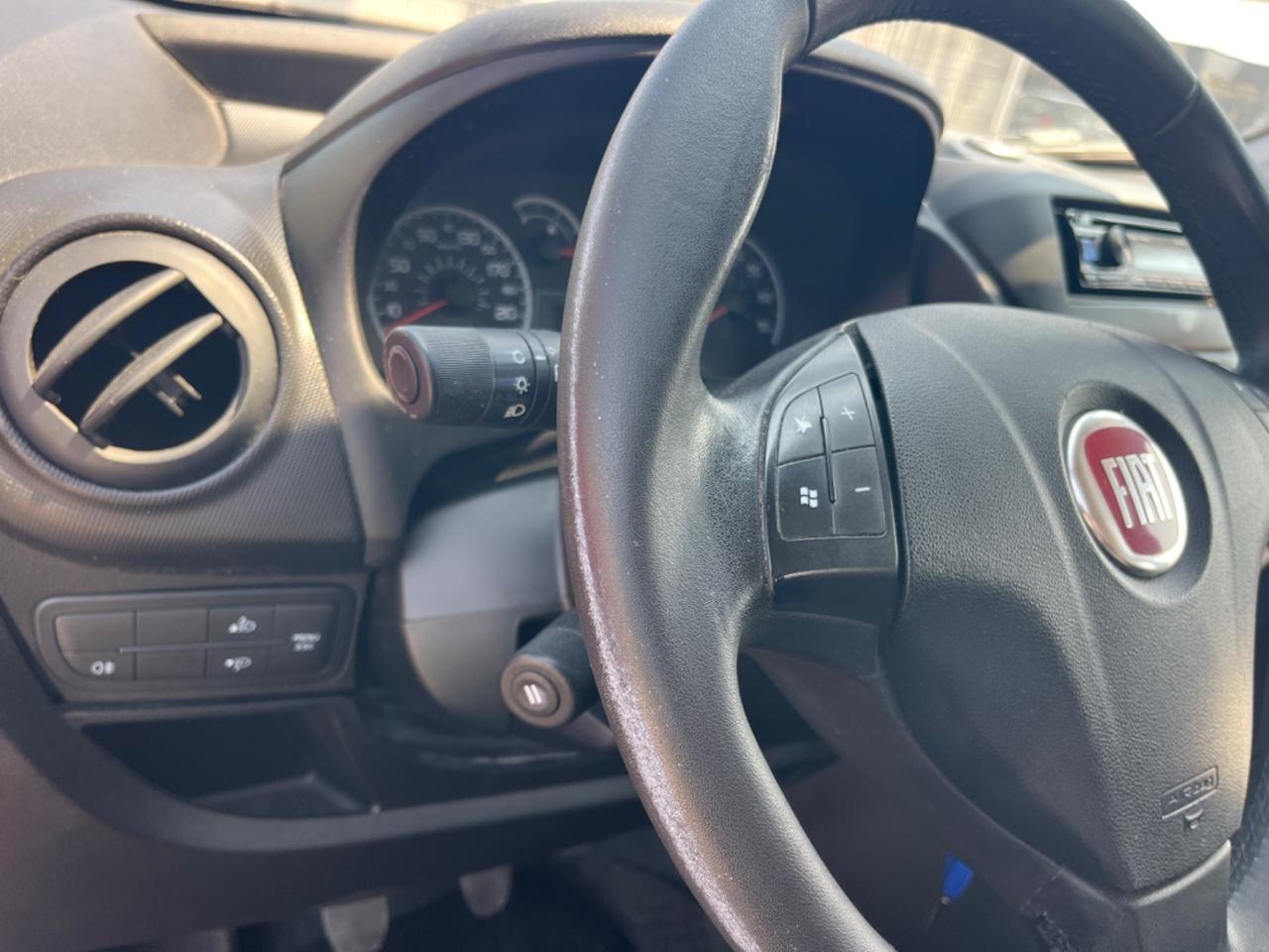 Fiat Qubo 1.3 MJT 75 CV Trekking